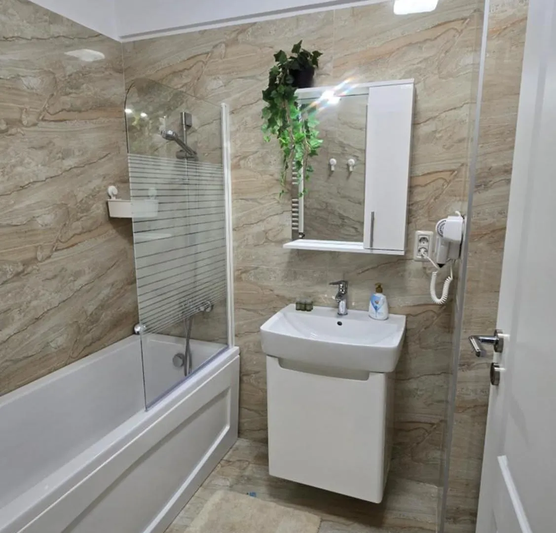 Cozy Luxury Collection - Premium Suites At Central Address Bucuresti 0*, Boekarest Roemenië